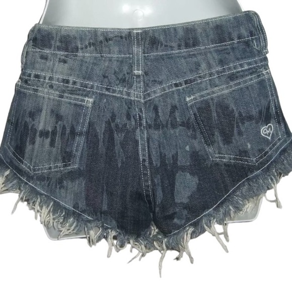 Carmar Shorts LF Bleached Short Festival ALT e-girl Grunge Booty Cut Off Dukes - Picture 11 of 16